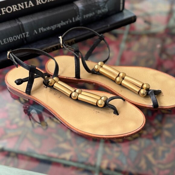 Lola Cruz Black Flat Sandals w Gold Cylinder & Ball HTF EU 37 US 6.5 - Picture 2 of 7